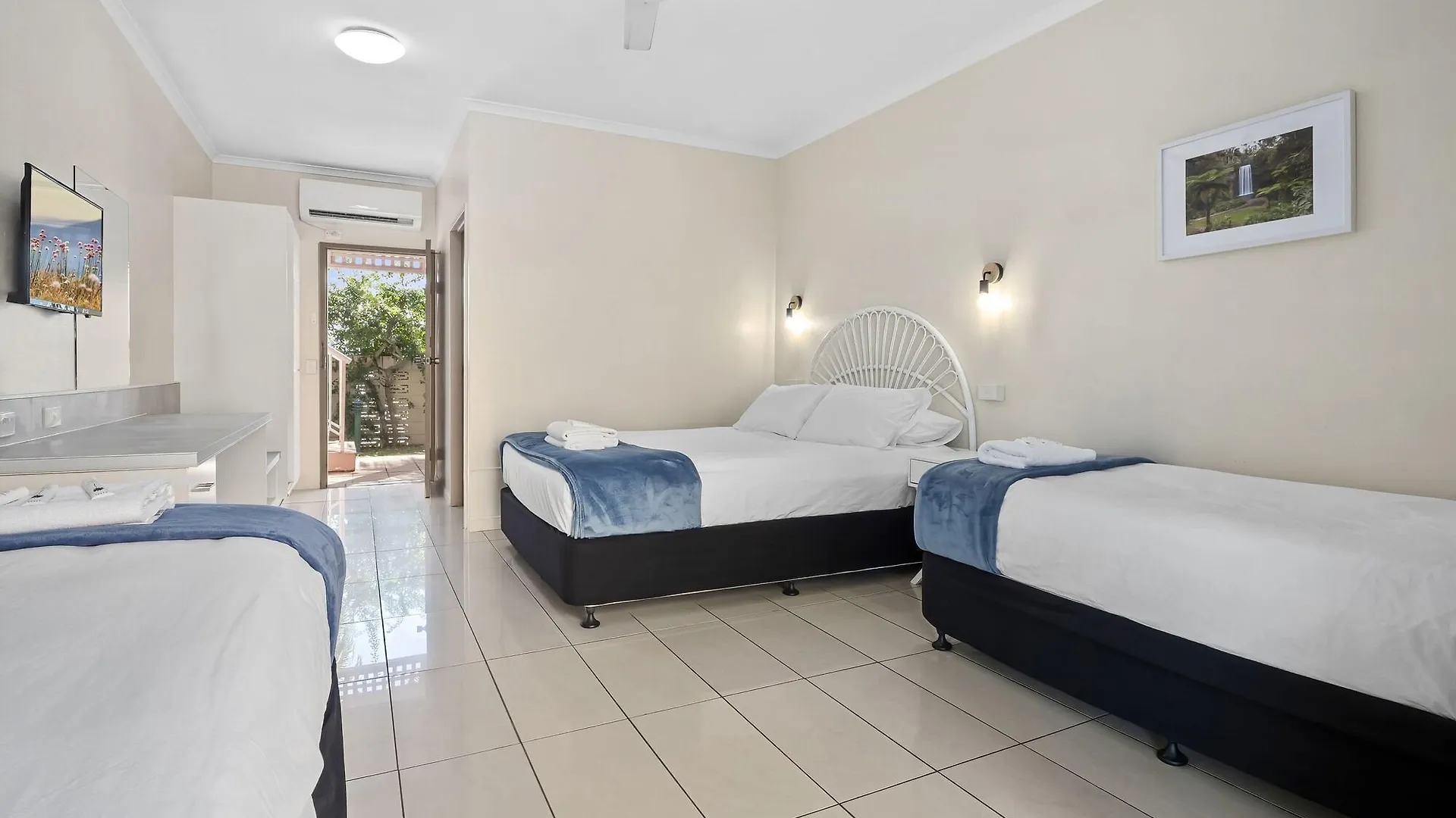 Hotel Tropiq Cairns