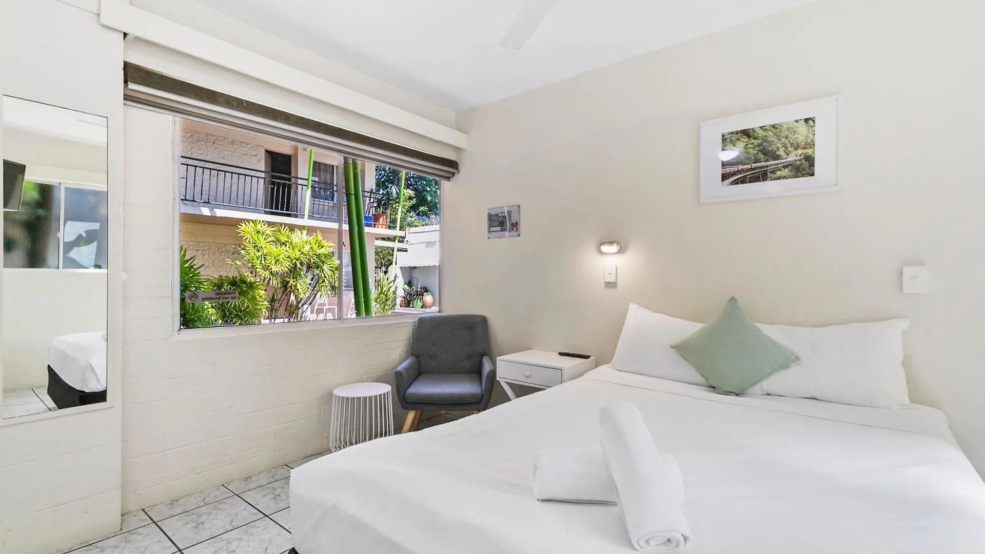 Hotel Tropiq Cairns